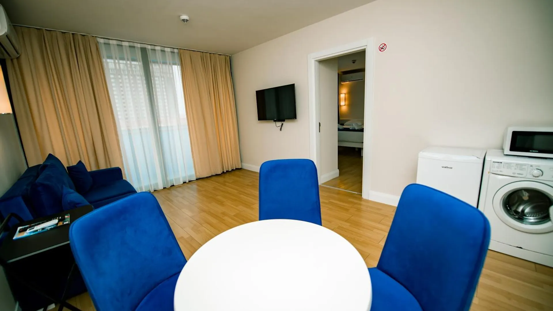 Sea View Apartments In Orbi City バトゥーミ 0*,  グルジア