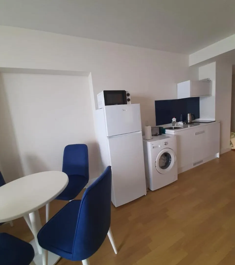 Sea View Apartments In Orbi City バトゥーミ
