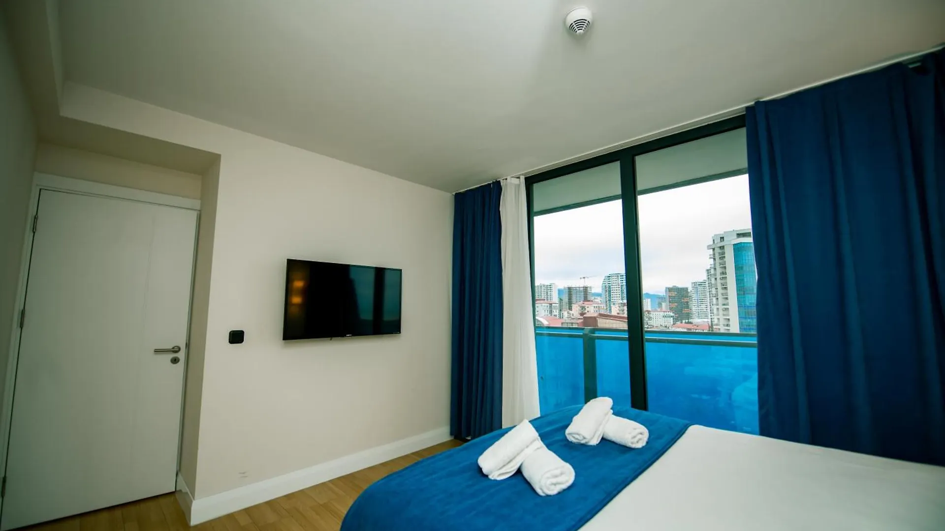 Sea View Apartments In Orbi City バトゥーミ 0*,