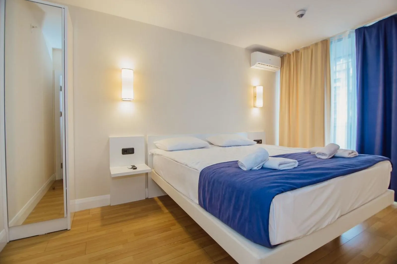 Sea View Apartments In Orbi City バトゥーミ